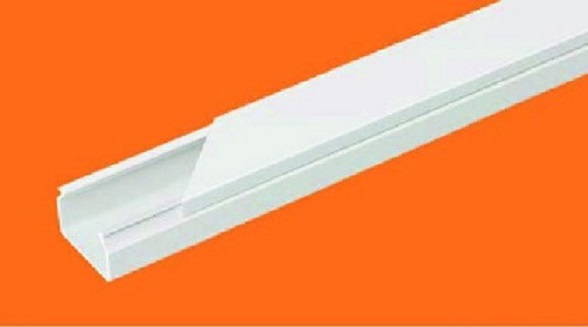 KANAL PVC INST. 30X15 BIJELI 2m (P-60m)